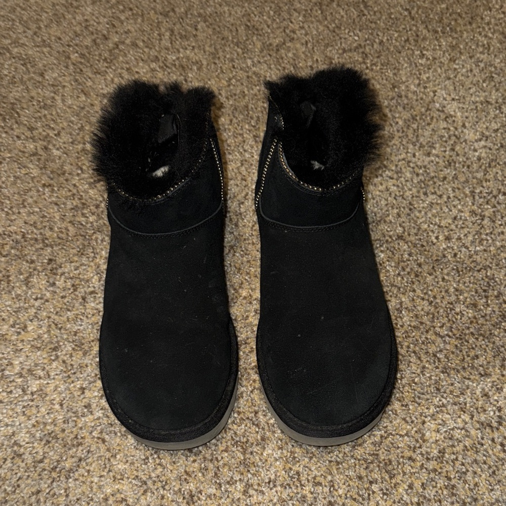 Ugg Black Fur-Trimmed Women's Boots